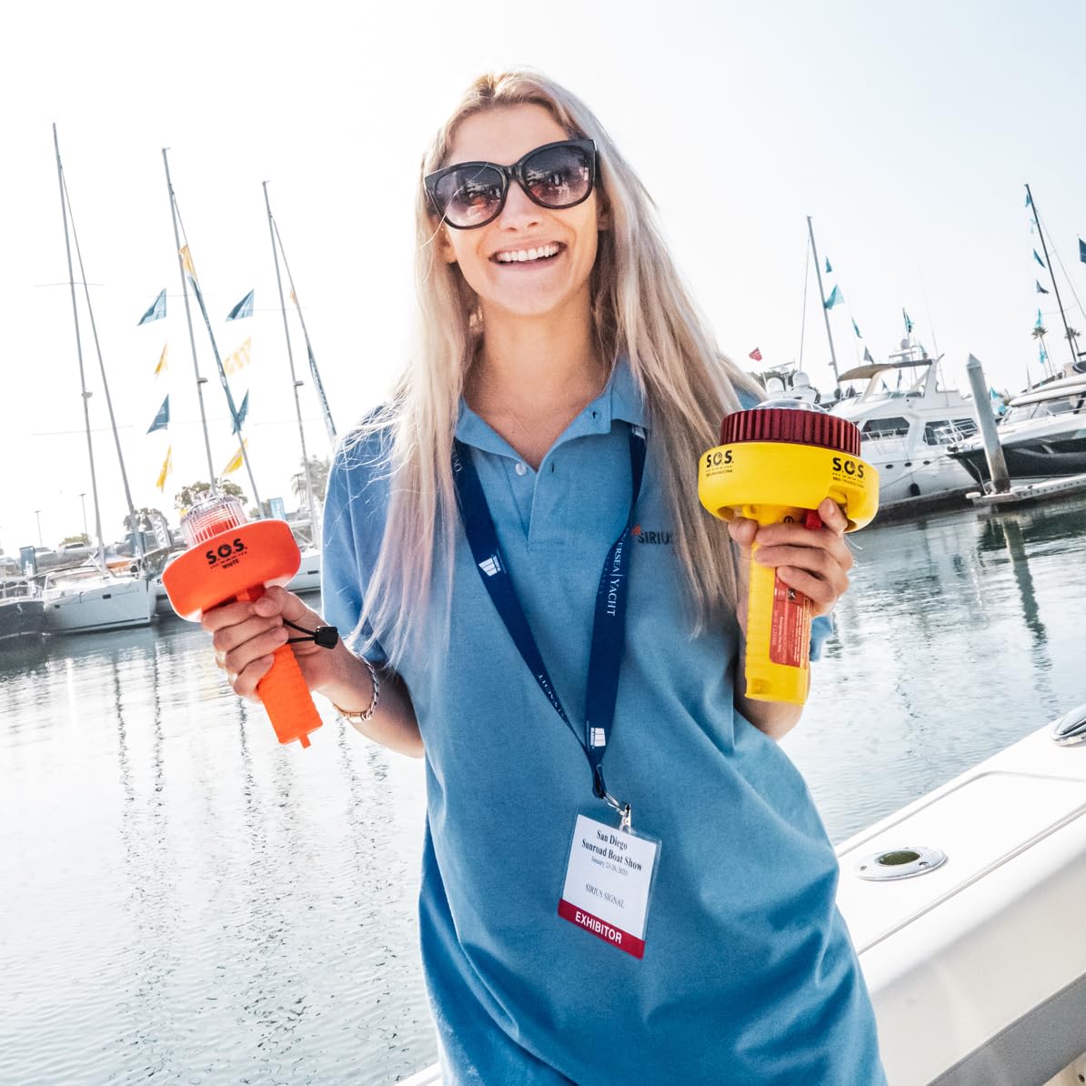 Sirius Signal C-1003 SOS LED Distress Signal - Electronic Flare Replacement, USCG Approved, Includes Daytime Flag & Whistle