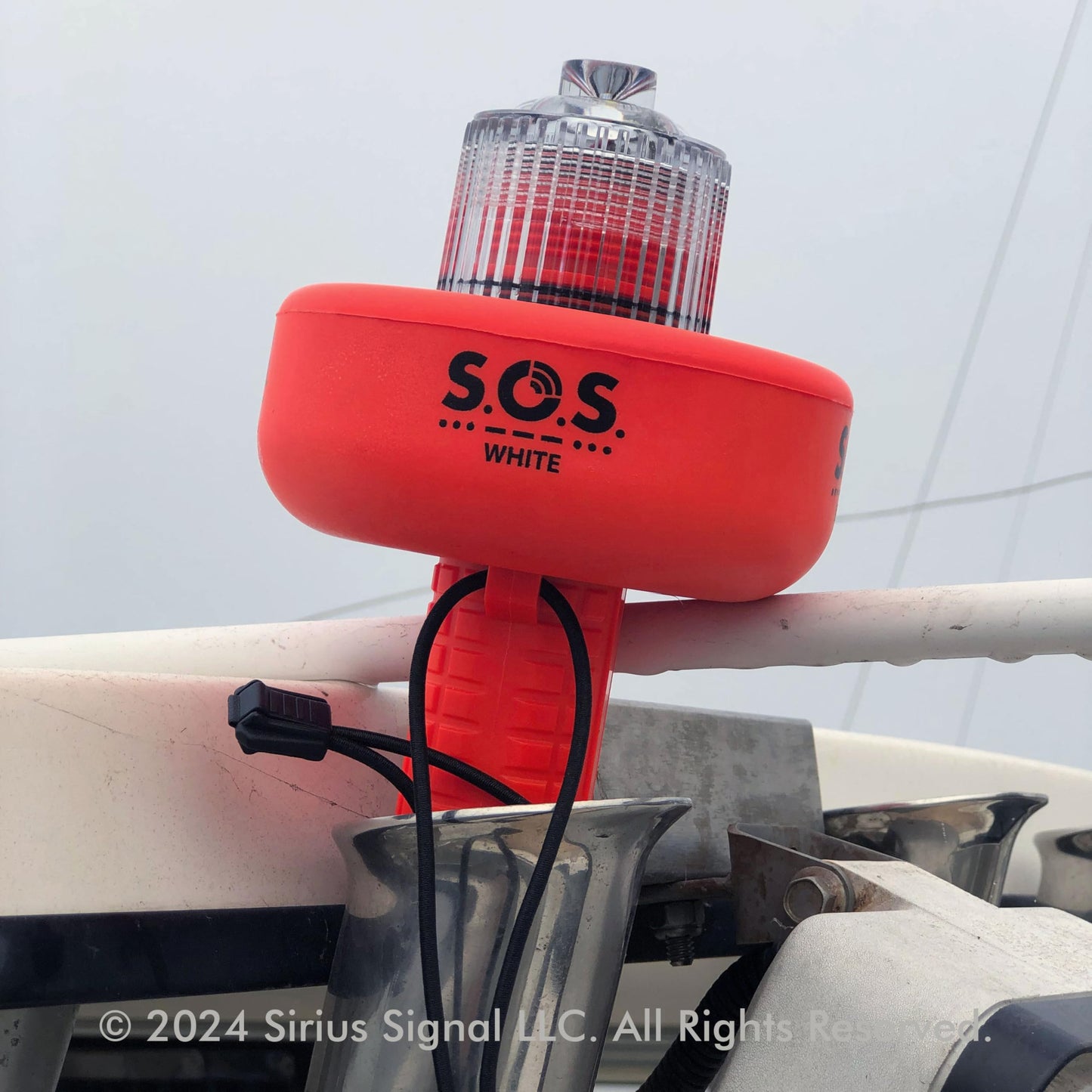 Sirius Signal C-1003 SOS LED Distress Signal - Electronic Flare Replacement, USCG Approved, Includes Daytime Flag & Whistle
